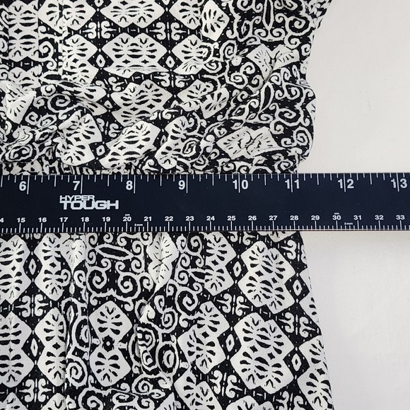 Womens Boho Geometric Maxi Halter Dress XS Festival Resortwear Black White Beach - Picture 12 of 13